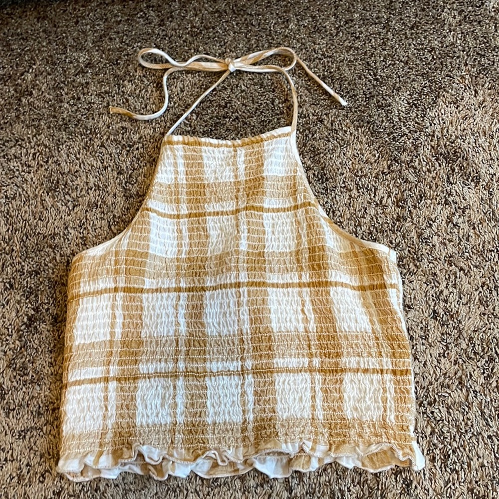 Woman’s American Eagle Yellow Plaid Crop Top